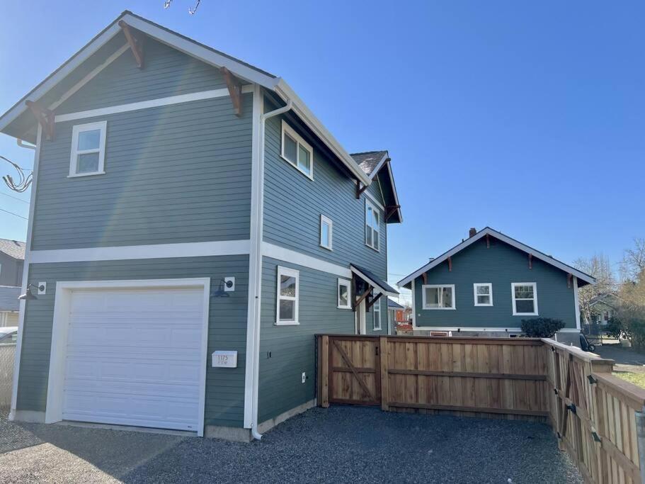 Brand New Custom Built Cottage In Downtown W/Pool! 塞勒姆 外观 照片